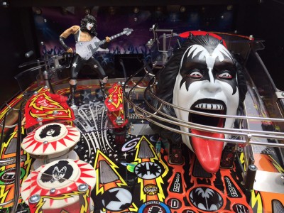 Kiss-pinball-plyfield-detail8